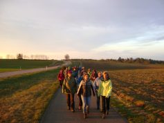 sav-maiwanderung-002 sav-maiwanderung-002